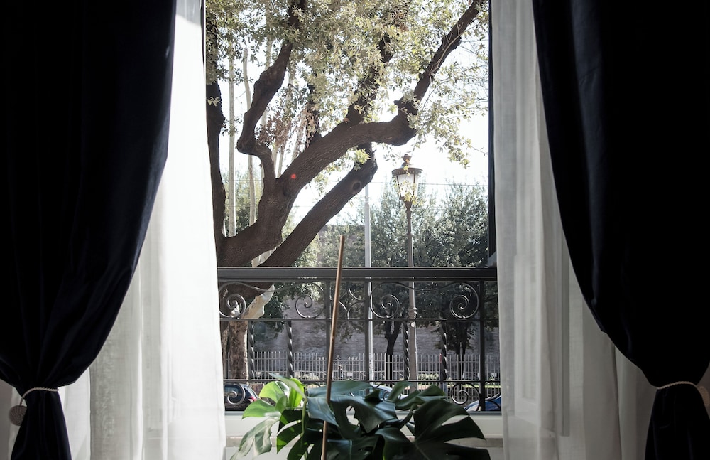Colosseum suites by Glen