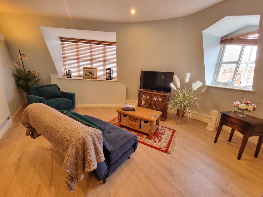 Lovely 1 Bed Apartment In The Centre Of The City view 5