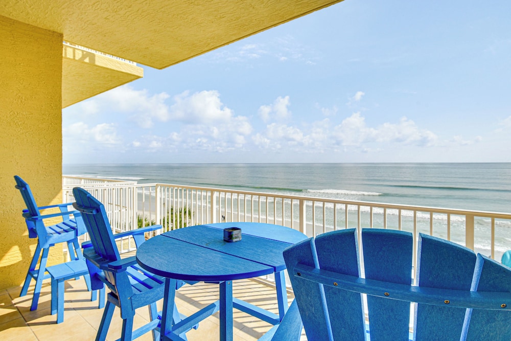 Direct Beach Access: NSB Condo w/ Community Perks