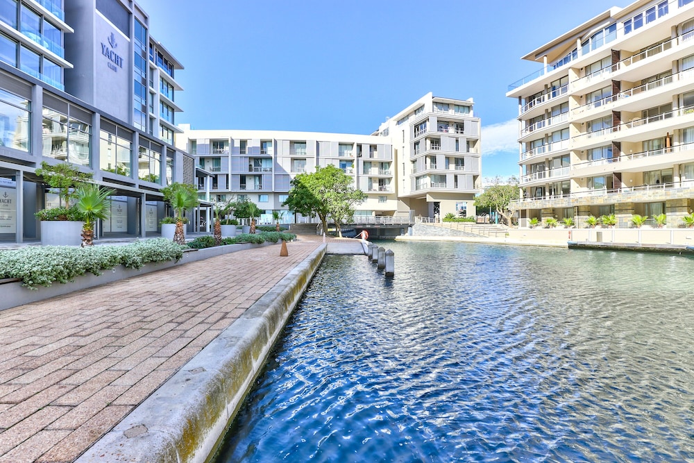 Harbour Bridge - Waterfront Precinct view 4