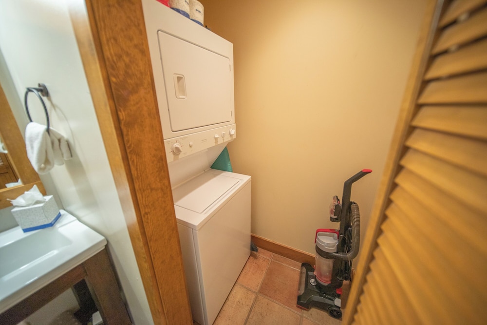 Summit County Vacations - Springs 8893 by SummitCove Vacation Lodging - Property Image 95