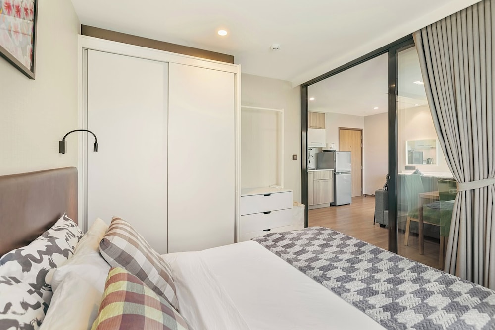 One bedroom Condo in Title V Condo 310