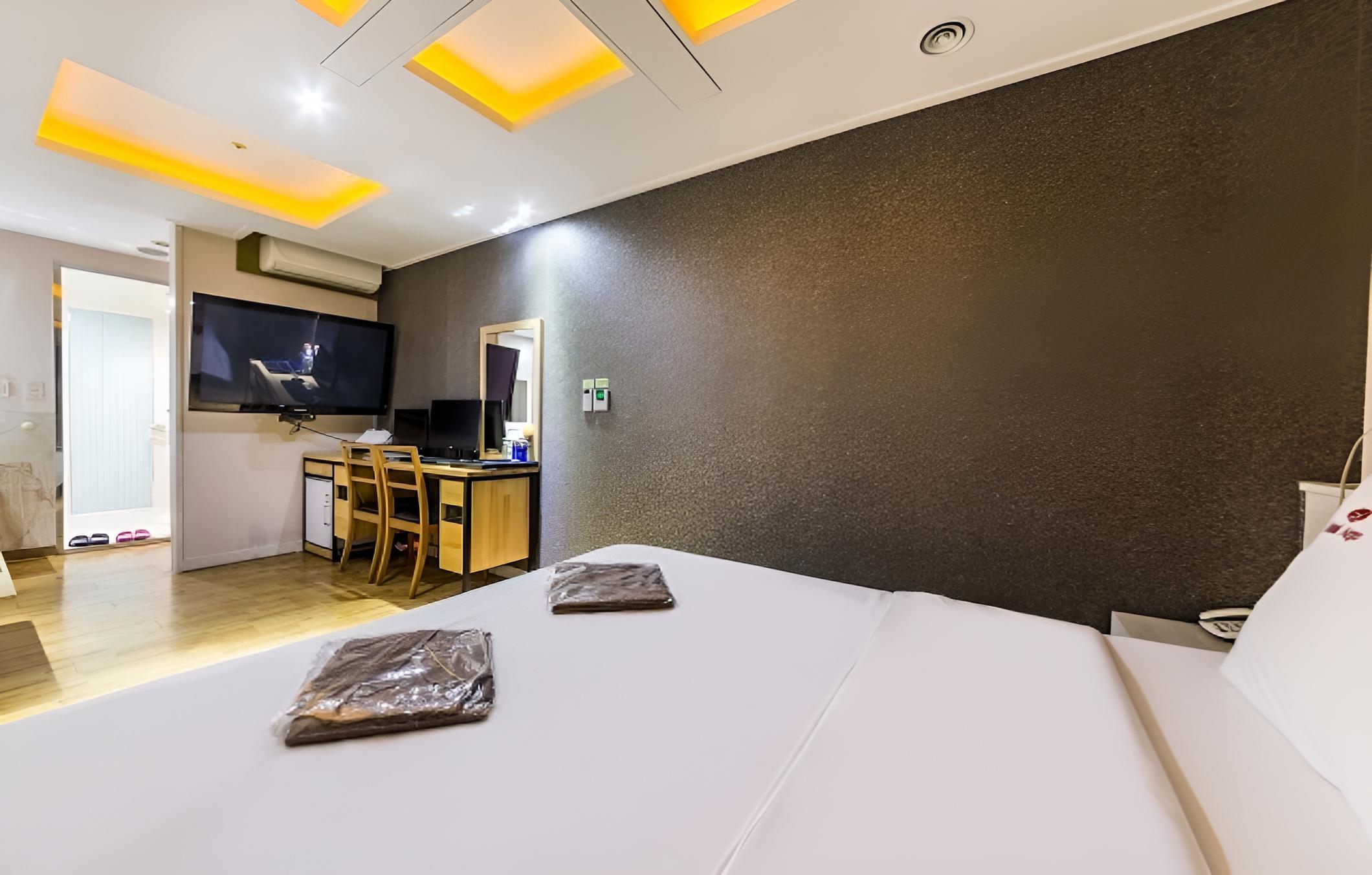 Gildong Argo Hotel