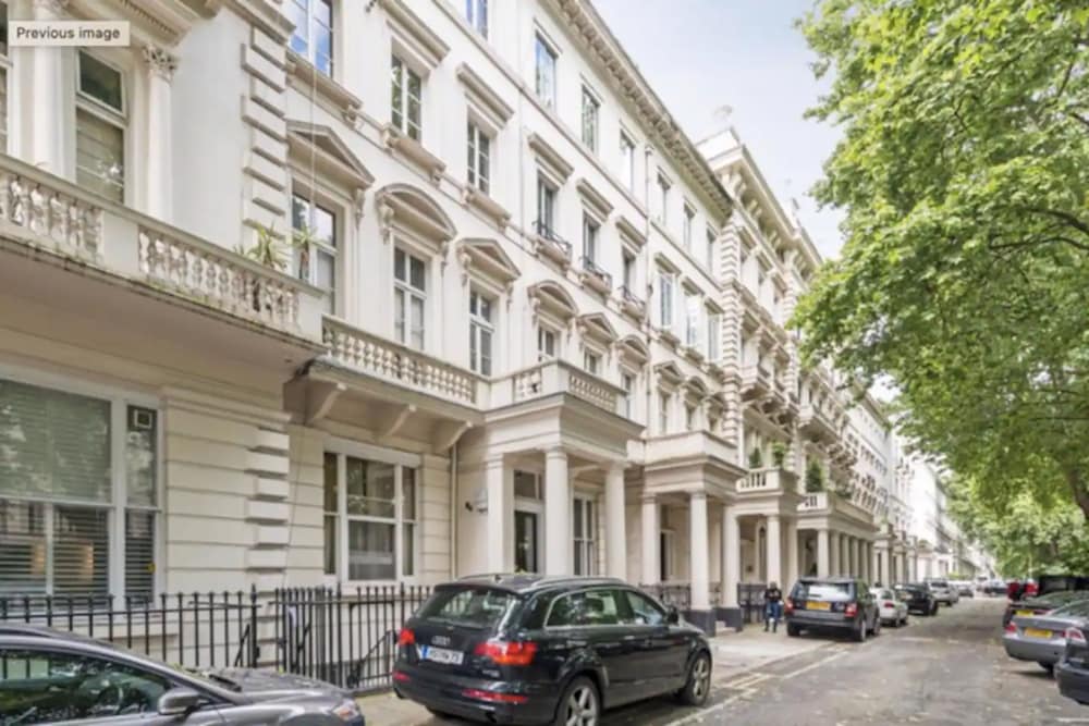 Modern Flat in the Heart of West London
