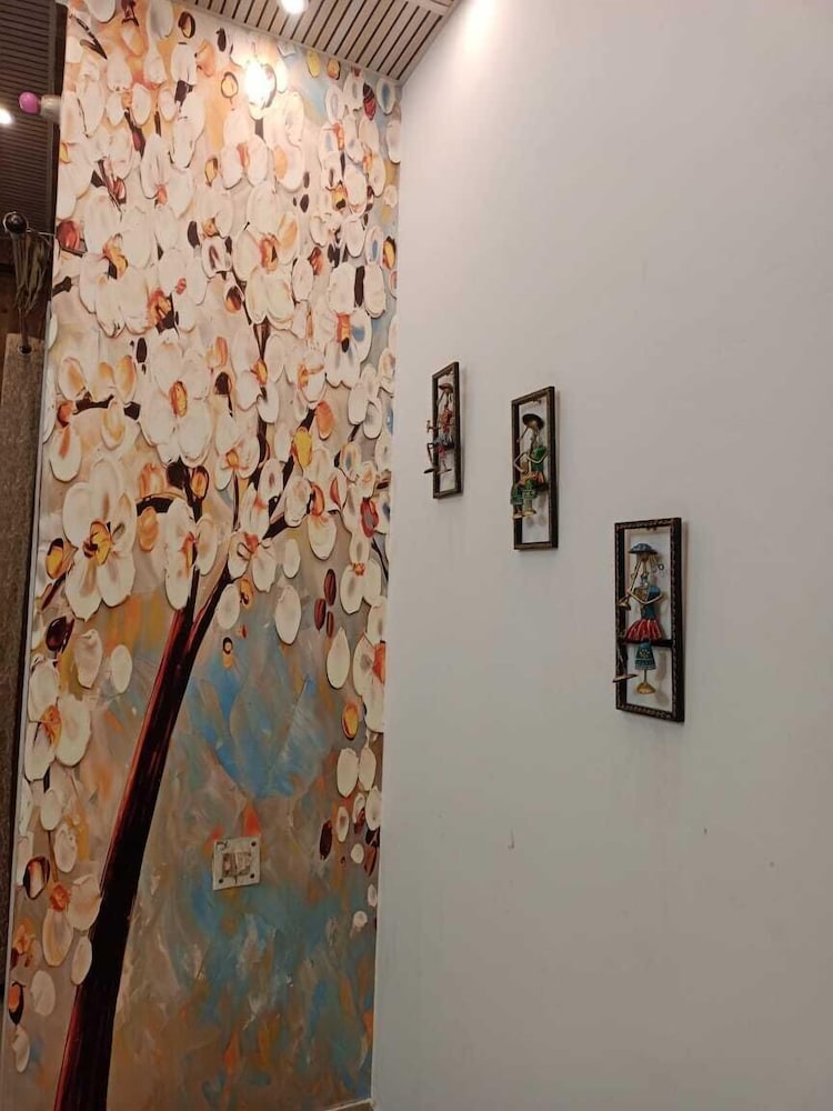Gharaunda Homestay