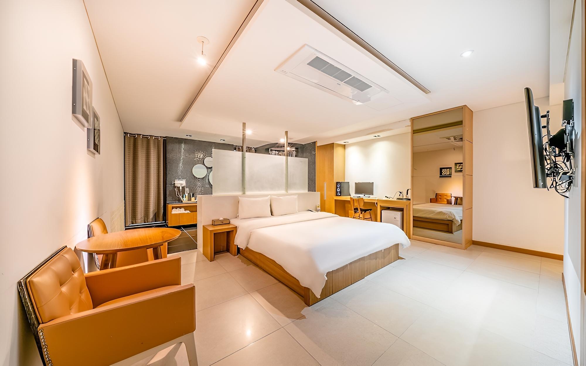 Incheon Ali Suite Hotel