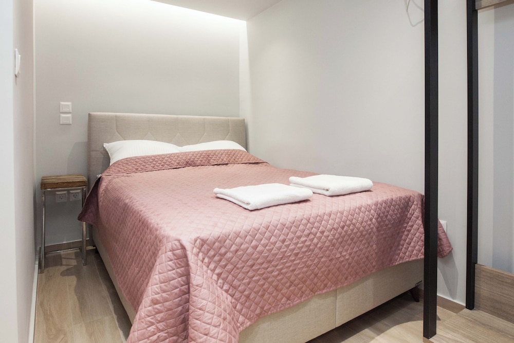 Petralona Gem Hotel-Style Studio Balcony photo 3