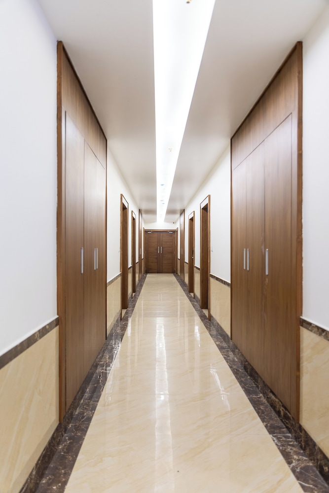 Sitharth Hotel