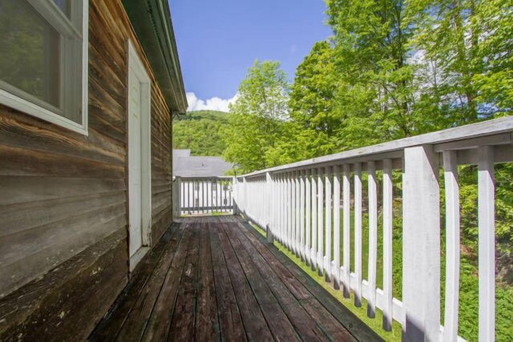 Plymouth Vacations - Salt Ash Inn - Property Image 102