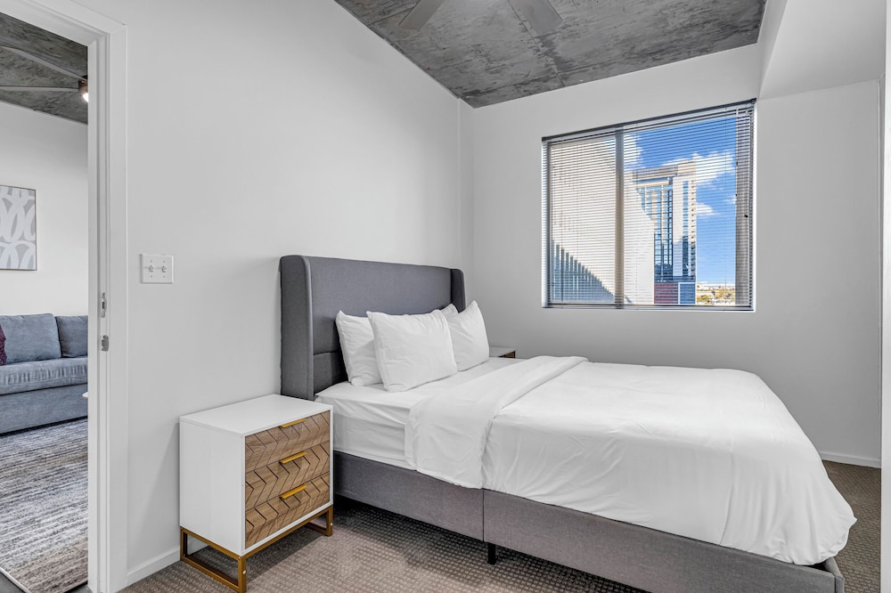 Phoenix Urban Luxury Escape