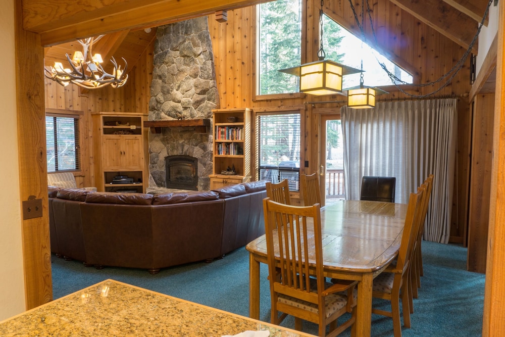 824 Beaver Pond