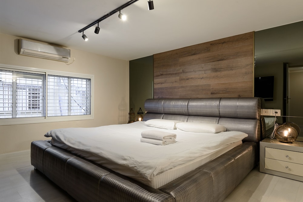 F45 by TLV2RENT view 3