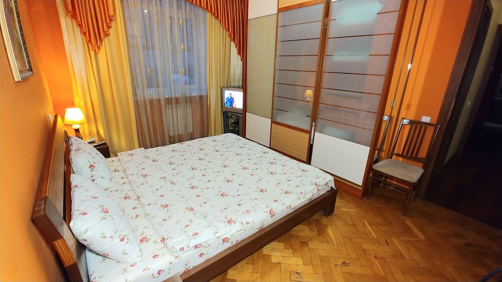 Kyiv Apartments