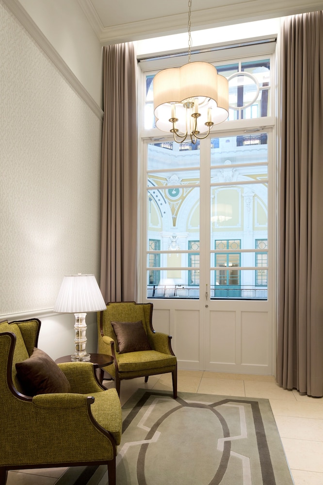 The Tokyo Station Hotel 96