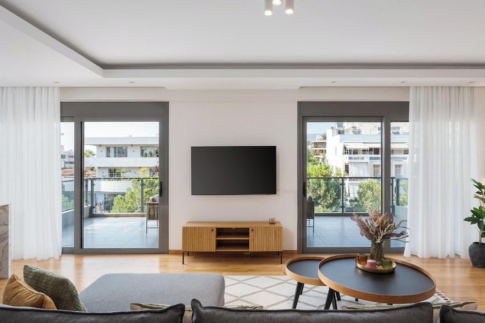 Glyfada Golden Stay