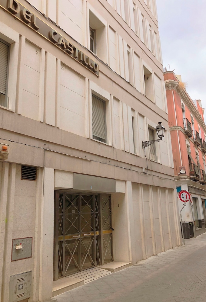 Luminous 1 Bedroom Apartment in the Heart of Seville. Murillo V