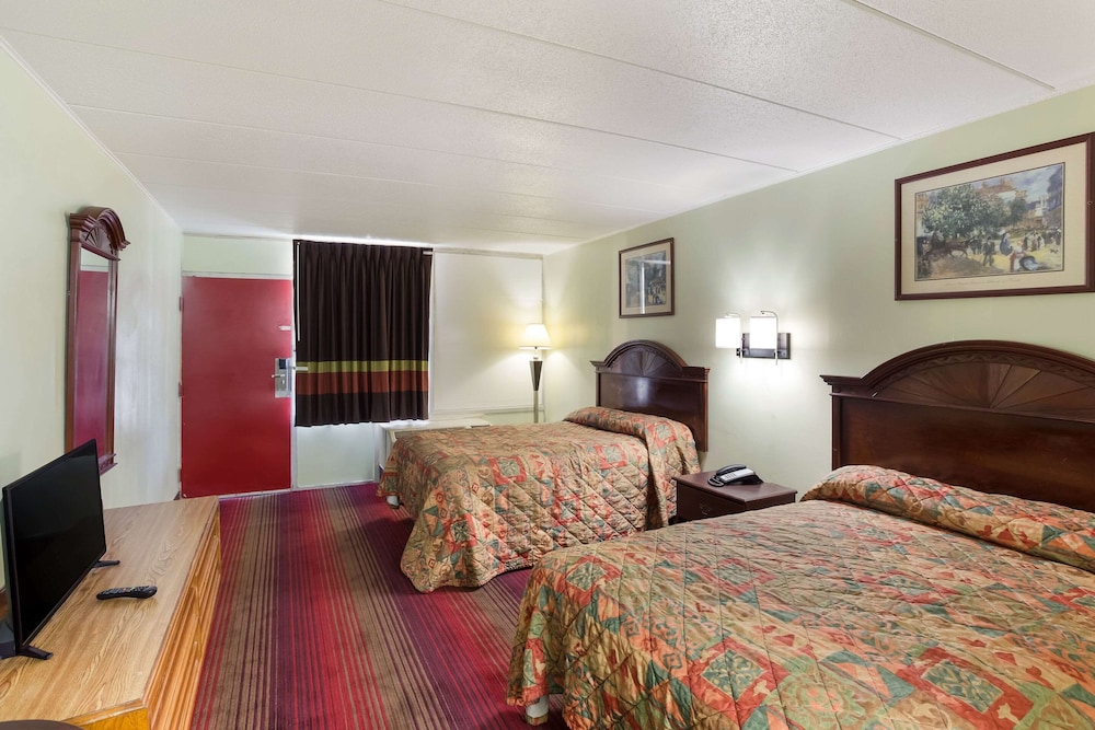 Rodeway Inn South Point