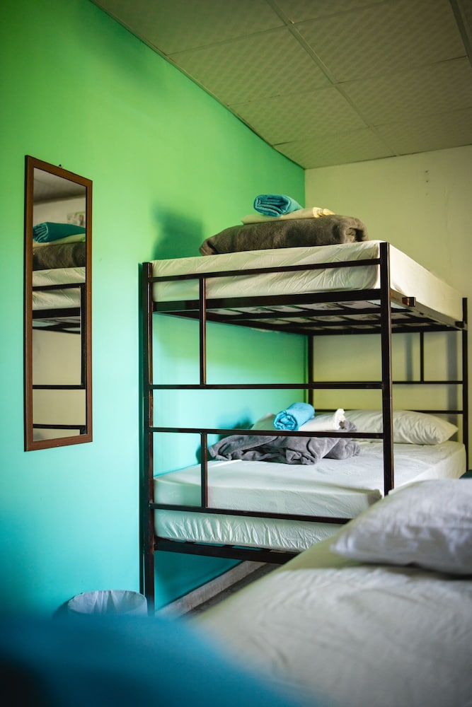 Hostal Travelers view 5