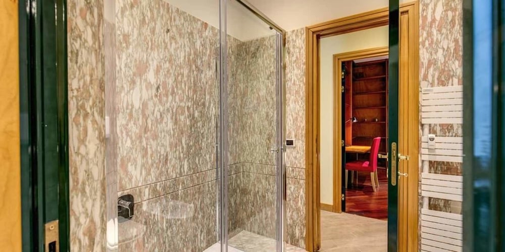 Elegant 2 bedrooms Campo dei Fiori