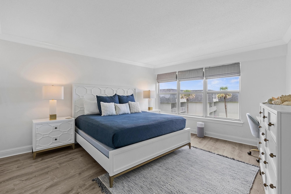 Surfside 219