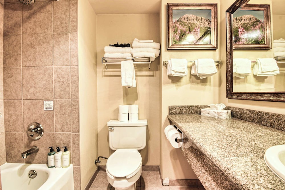 The Grand Lodge by Traverse Hospitality (No Resort Fees)