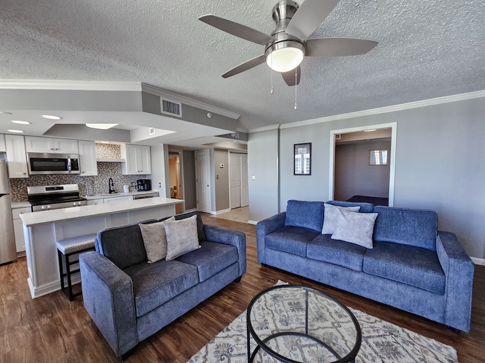 1707 Brighton, impressively remodeled, 3 bedroom ocean view 3 Condo