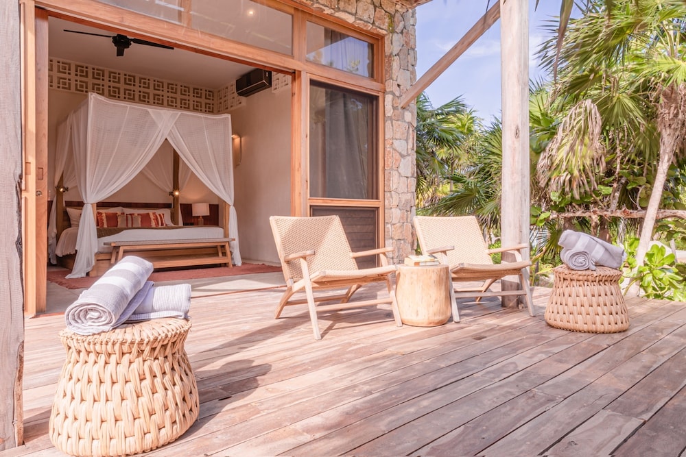 Anana Casa Kaab Kaan Rooftop Pool Beachfront