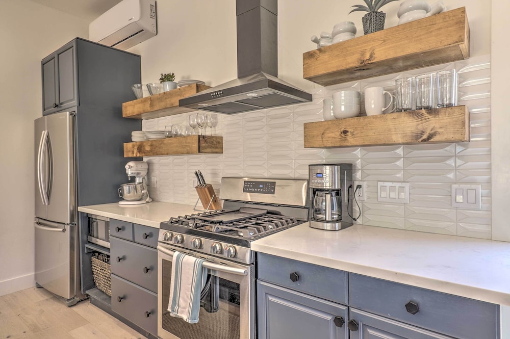 Stunning Wine Country Gem With Hot Tub Patio! - Property Image 25