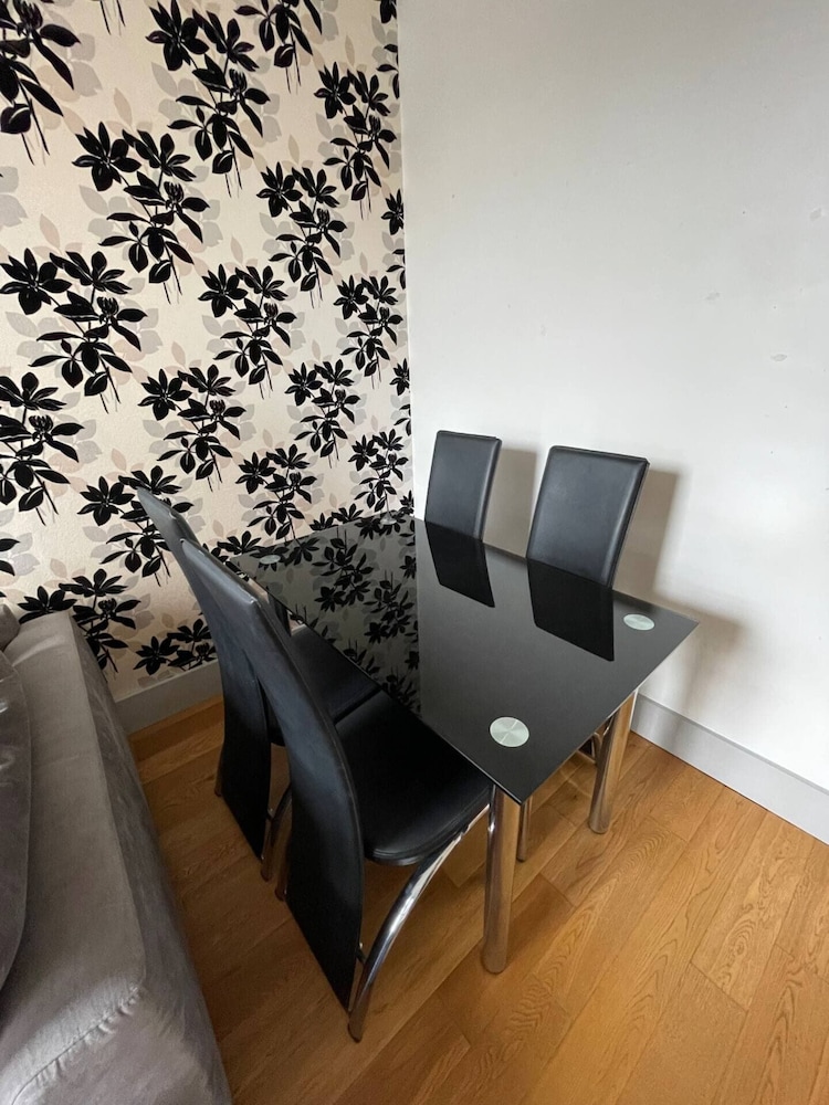 Stylish 1BD Flat - 1 Min From Bethnal Green