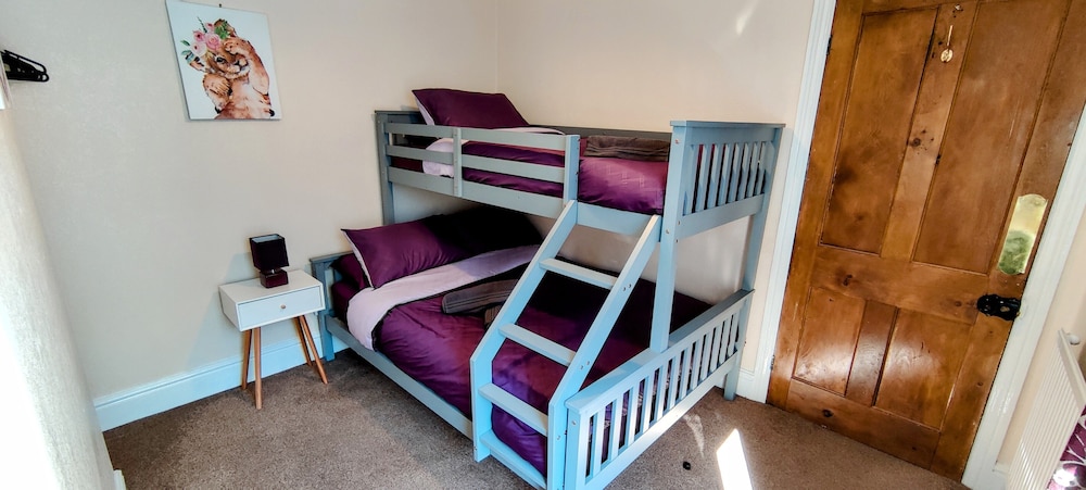 Rhubarb Terrace on the Coast - Sleeps 1-6 view 5