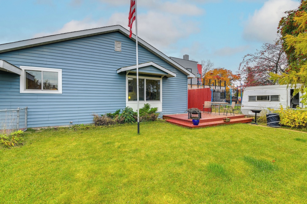 Anchorage Townhome: 2 Mi to Dwtn! view 4