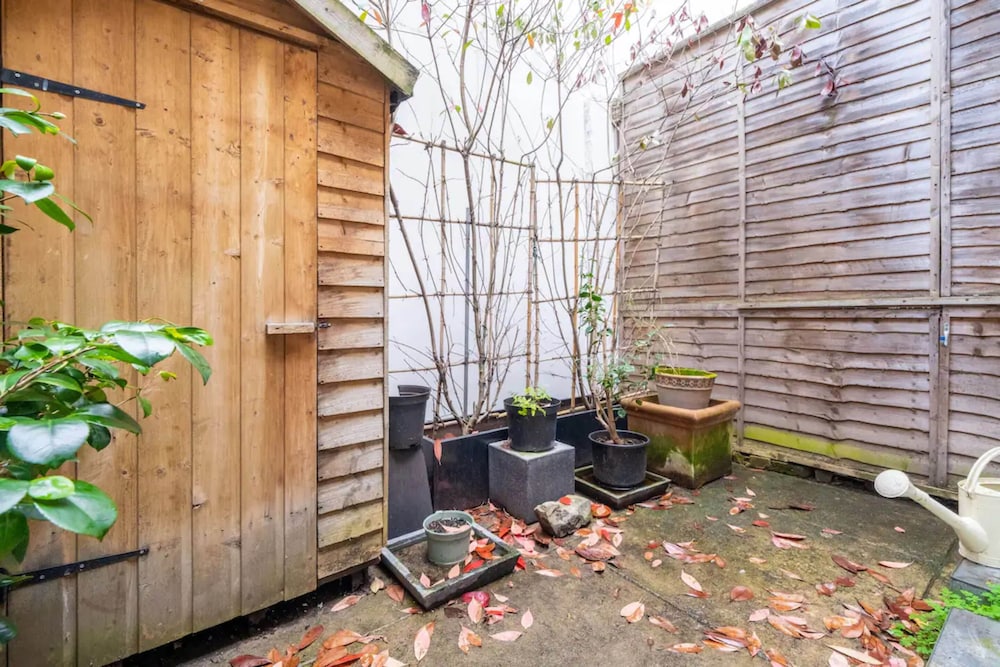 Lovely 1 Bedroom With Patio - 10 Mins From Hyde Park