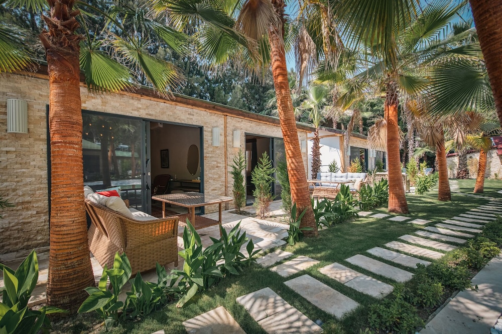 Layla Gocek - Yetişkinlere Özel - Image 45