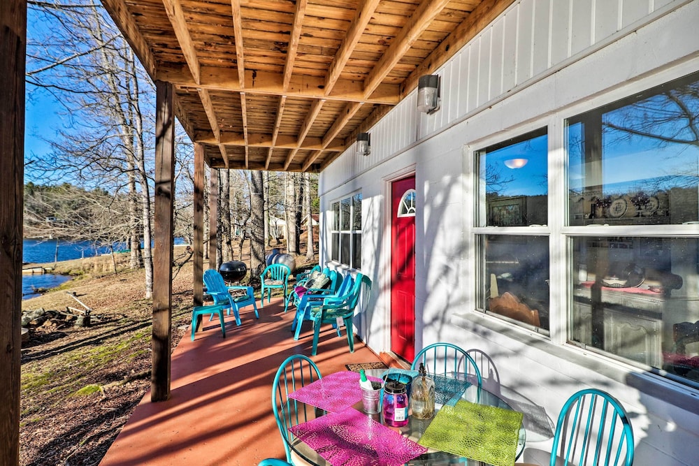 Lakefront Delta Cottage w/ Views, Canoe Dock! - Property Image 12