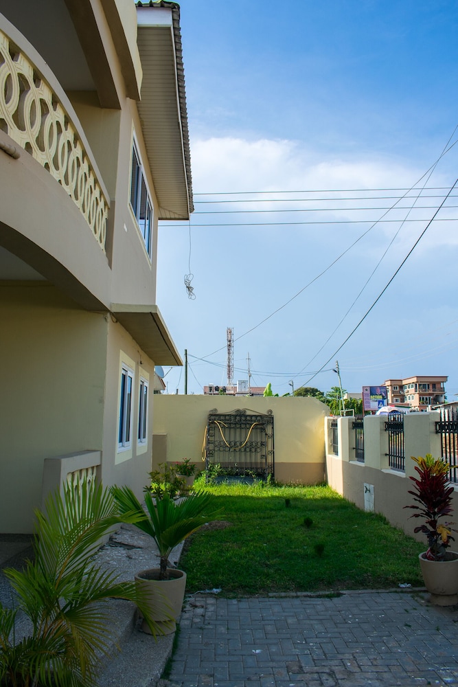 Photo 43