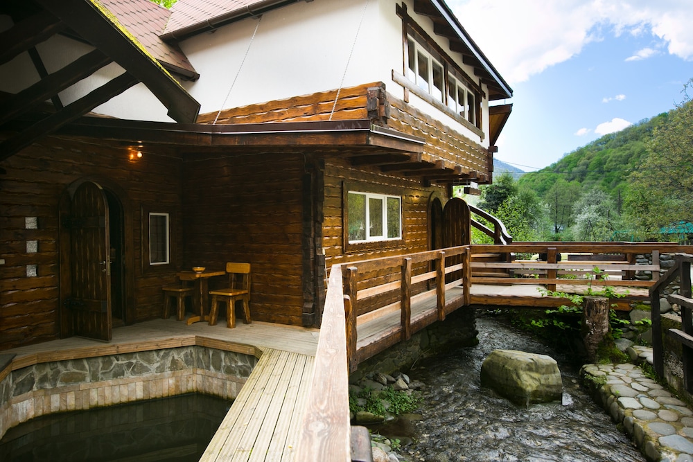 Cherepanovs' Guest House