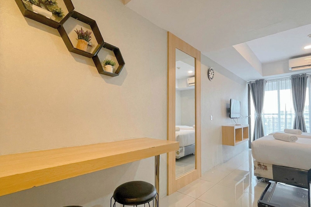 Best Deal Studio At De Prima Apartment Medan