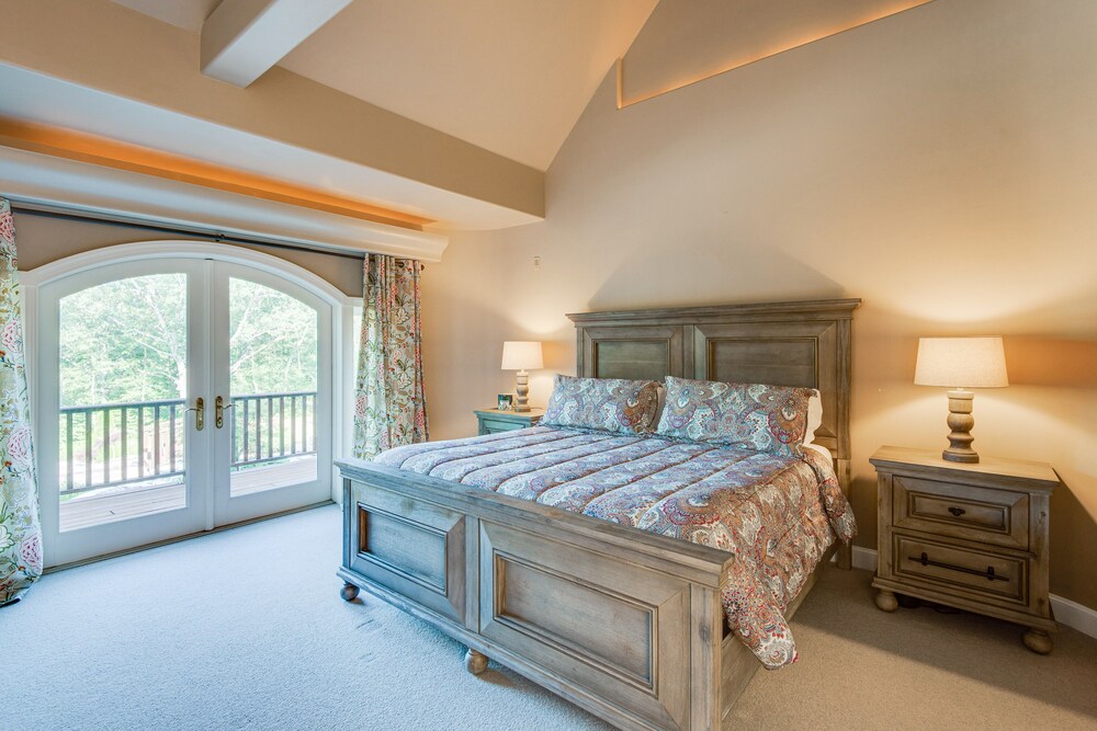 Cozy Fairfield Countryside Retreat With Patio! view 3