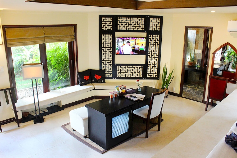 Poshanu Resort