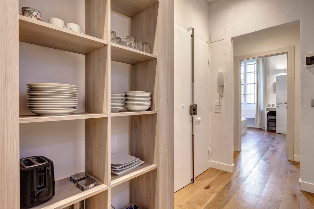 Gramsci Apartment by Mamo Florence