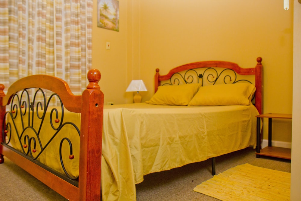 Port of Spain Sandy Guest Apartment