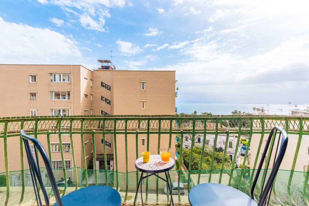 Posillipo Bright Apartment With Parking Space