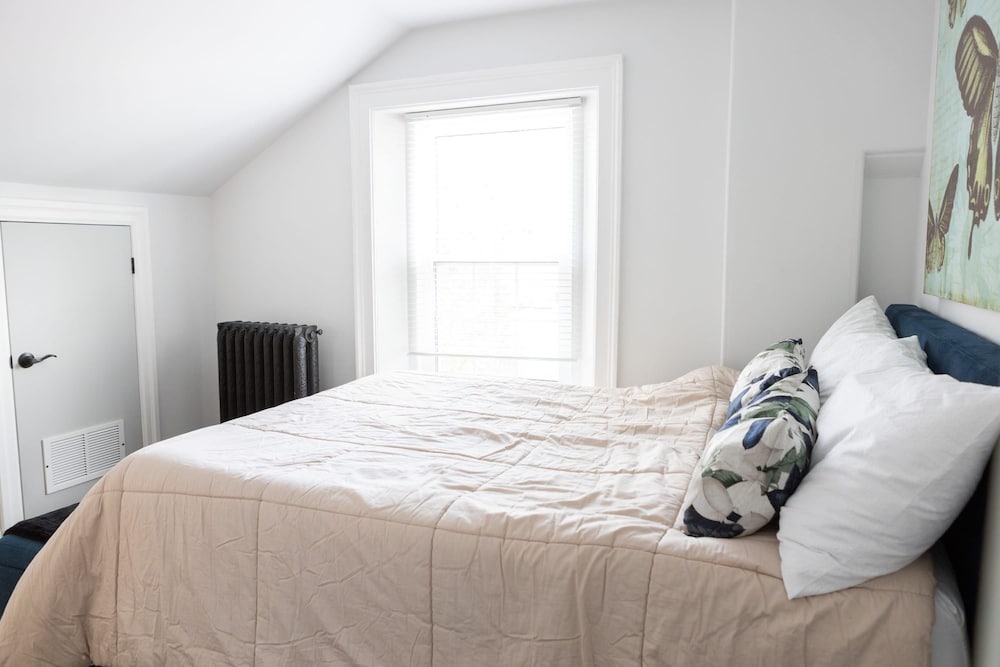 Modern Apt Neardowntown Ideal for Long Stays - U3