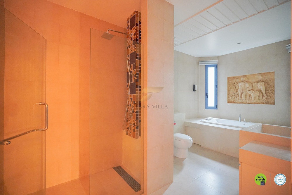 Teetara Villa Patong view 5