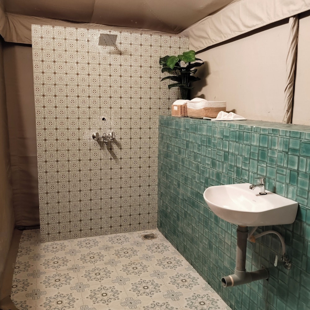 Goya Gate Beach Resort