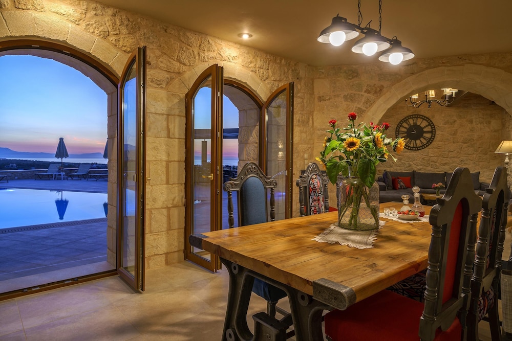 Villa Aria in Rethymno view 2