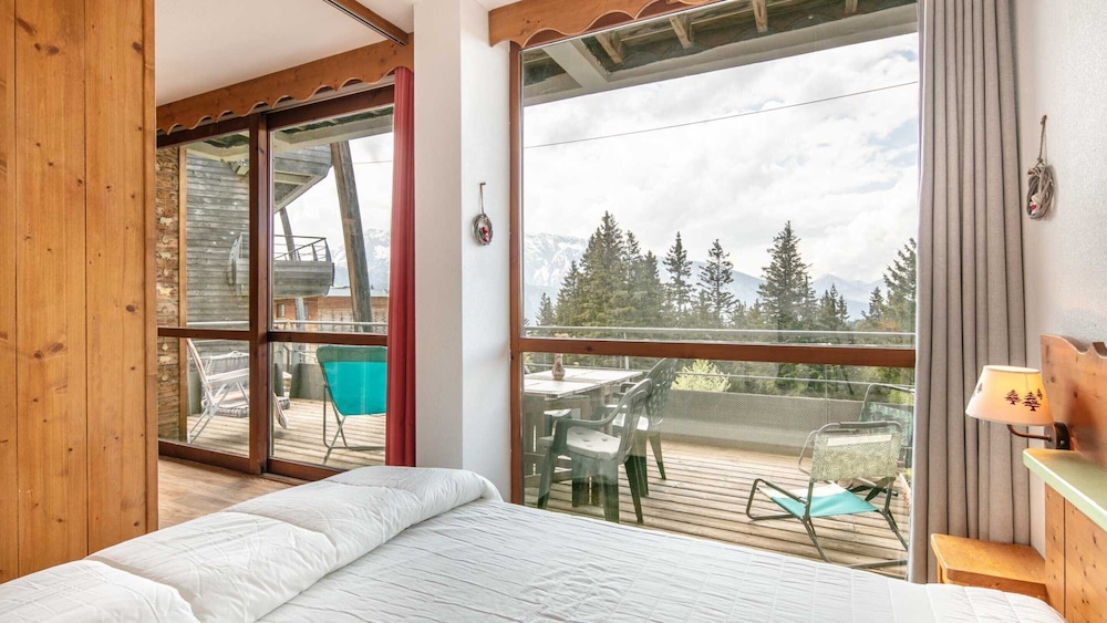 Terraced Escape in Chamrousse