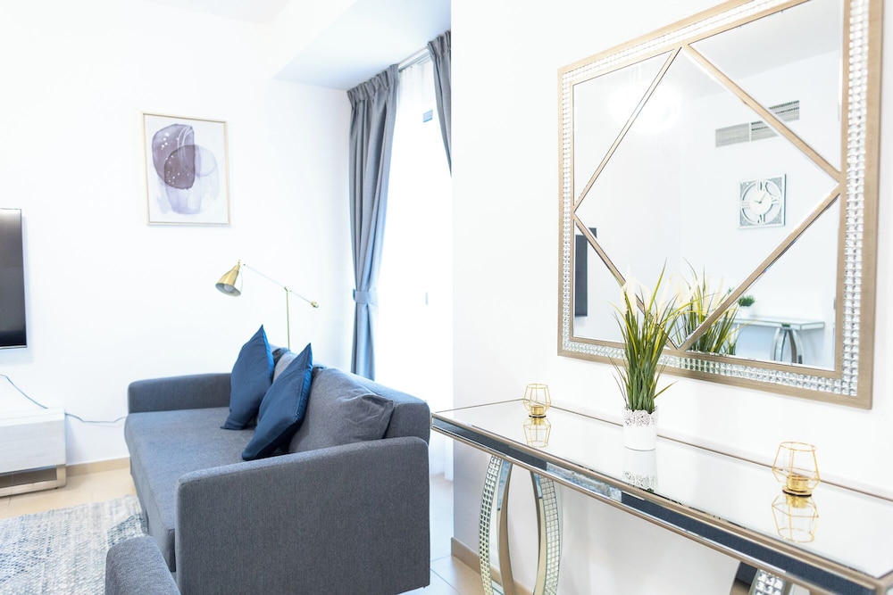 HAPPY SEASON I Apartment on JBR