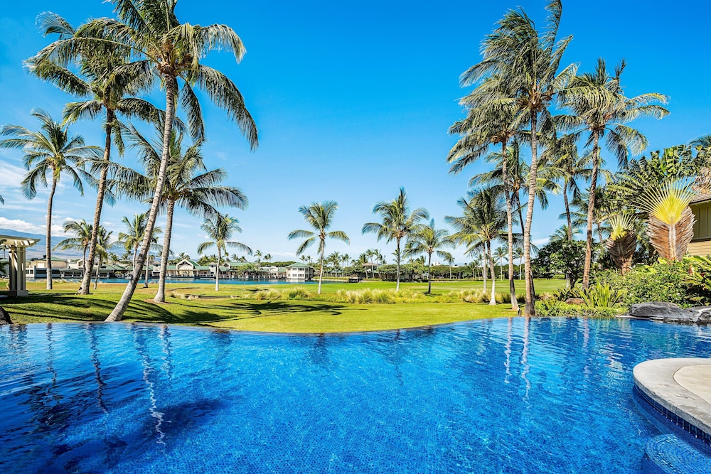 Paradise Getaway- Golf Course and Lake Views -vrkcv