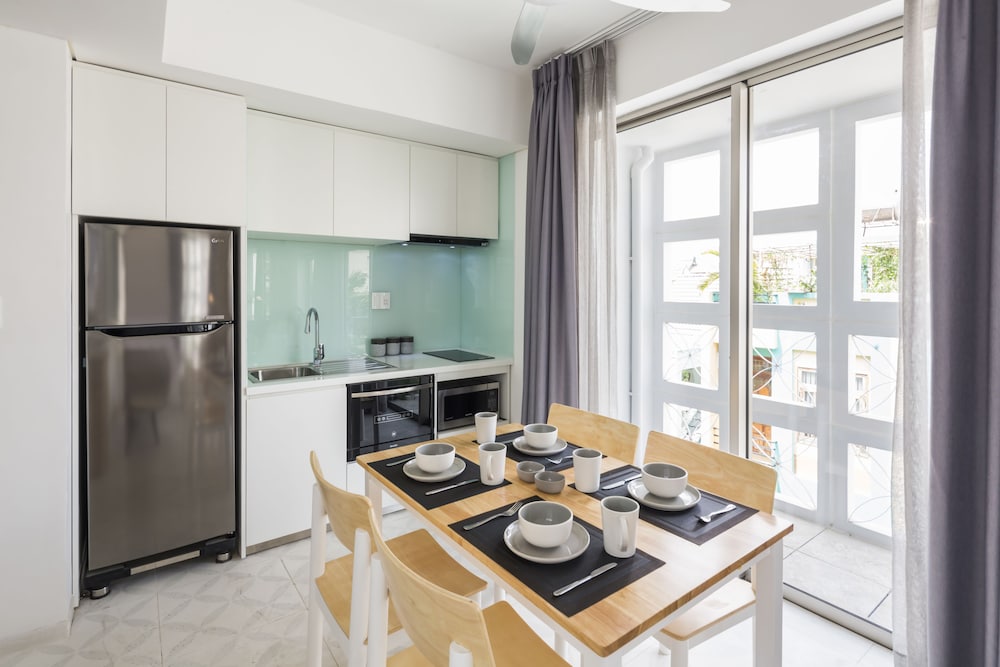 The Tropical Residence Serviced Homestay